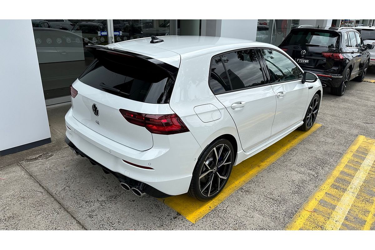 2024 Volkswagen Golf R 8
