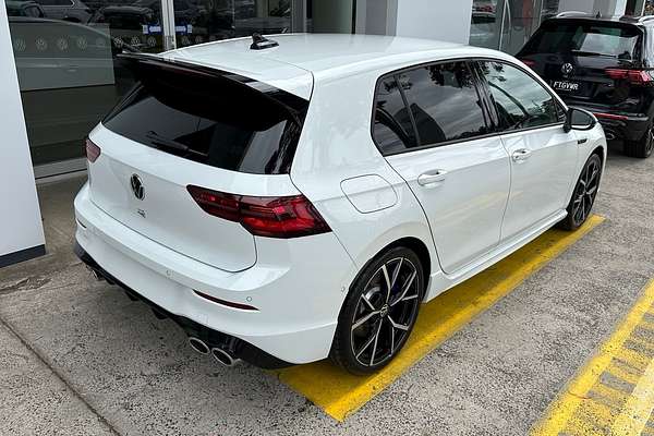 2024 Volkswagen Golf R 8