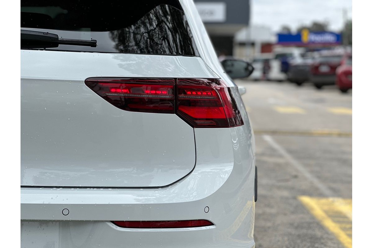 2024 Volkswagen Golf R 8