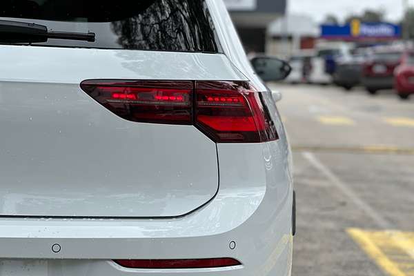 2024 Volkswagen Golf R 8
