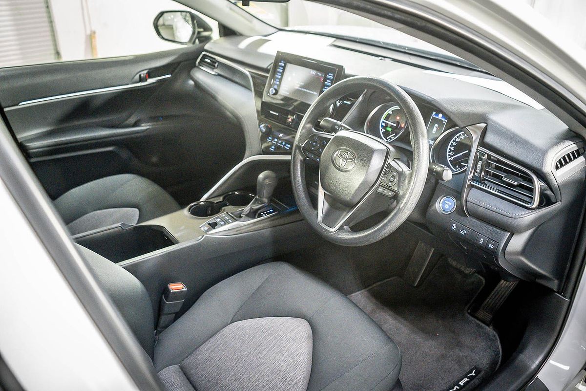 2021 Toyota Camry Ascent AXVH70R