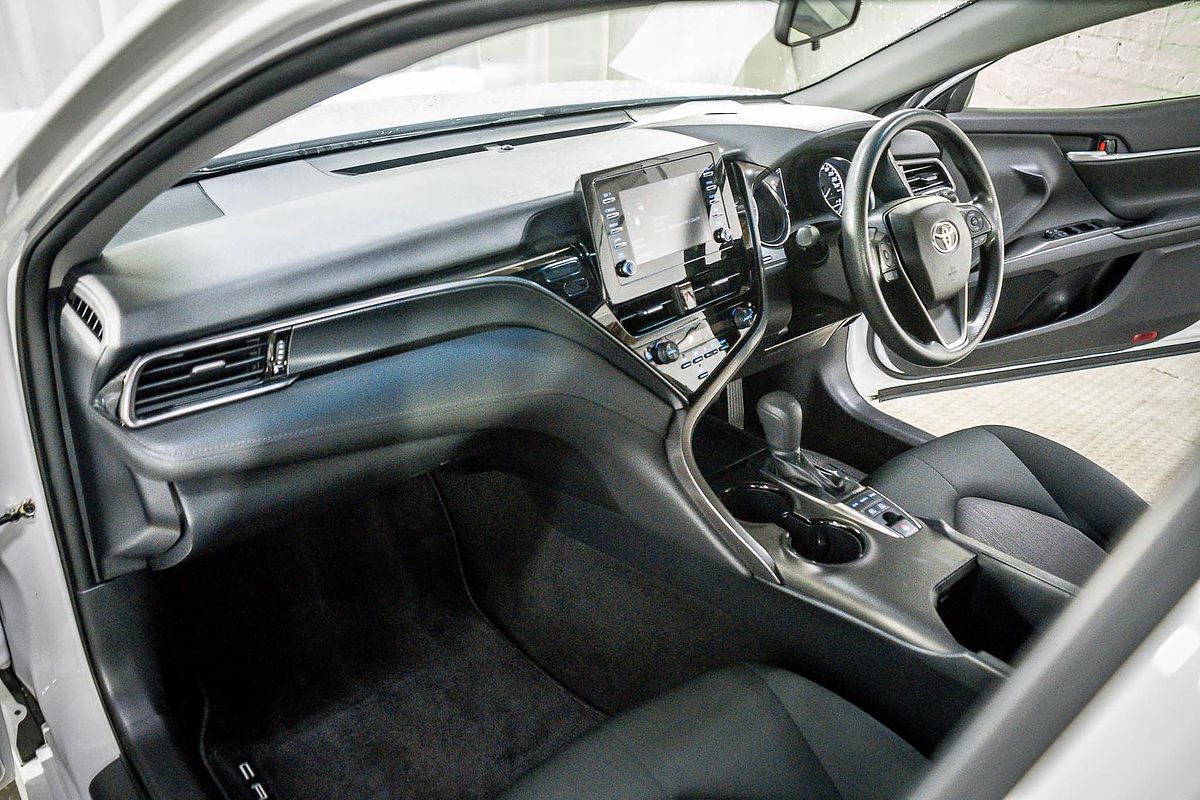 2021 Toyota Camry Ascent AXVH70R