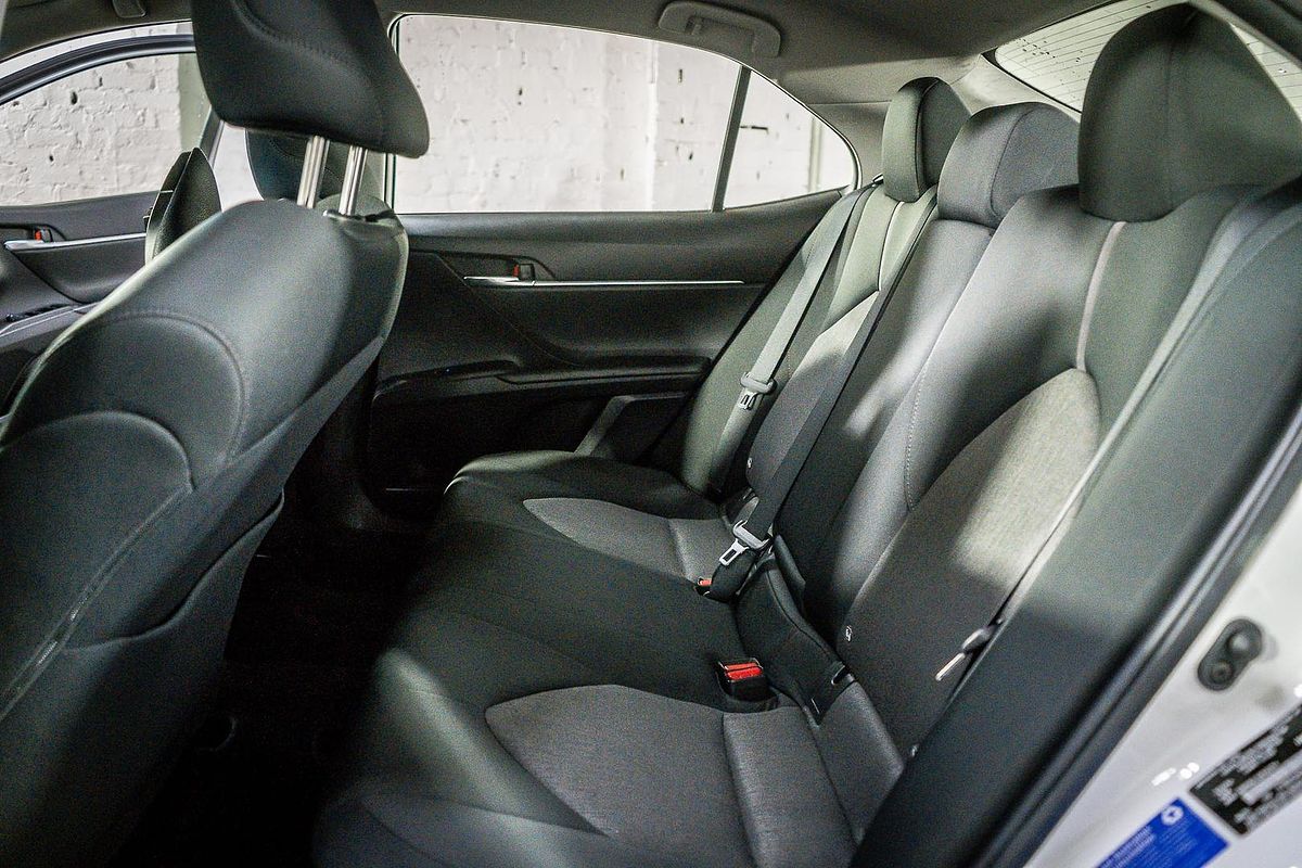 2021 Toyota Camry Ascent AXVH70R