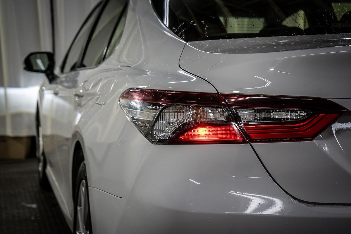 2021 Toyota Camry Ascent AXVH70R