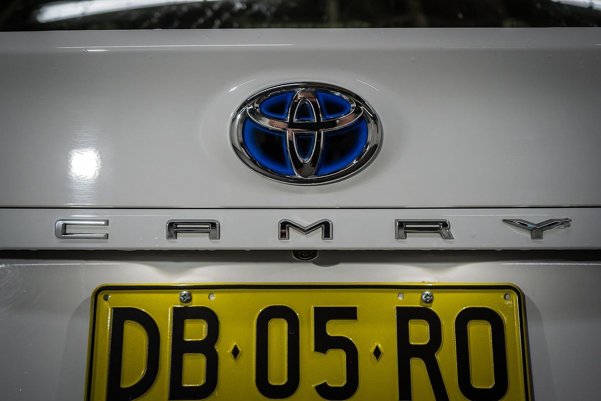 2021 Toyota Camry Ascent AXVH70R