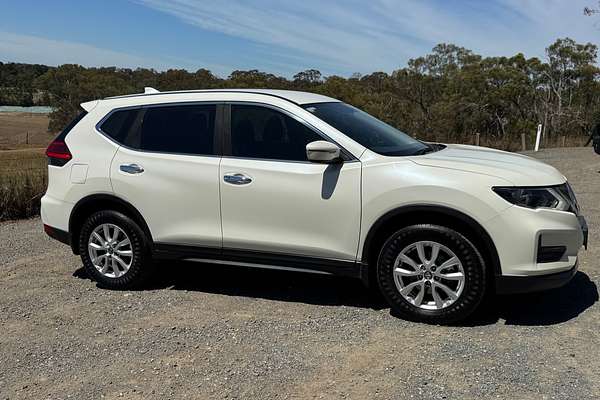 2017 Nissan X-TRAIL ST T32