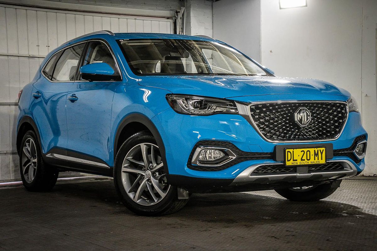 2023 MG HS Essence X SAS23