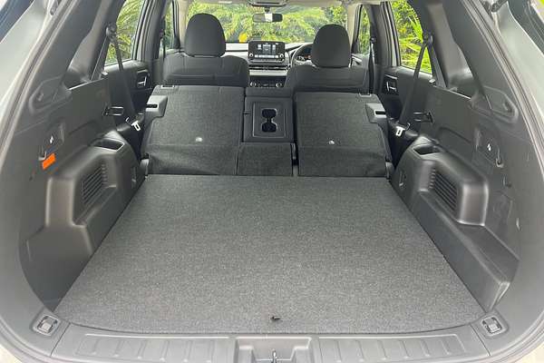 2024 Mitsubishi Outlander PHEV ES ZM