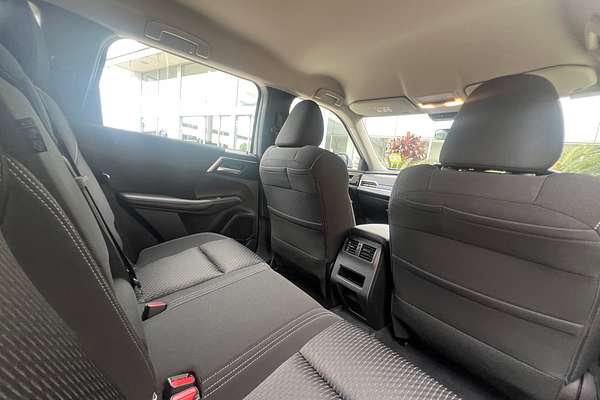 2024 Mitsubishi Outlander PHEV ES ZM
