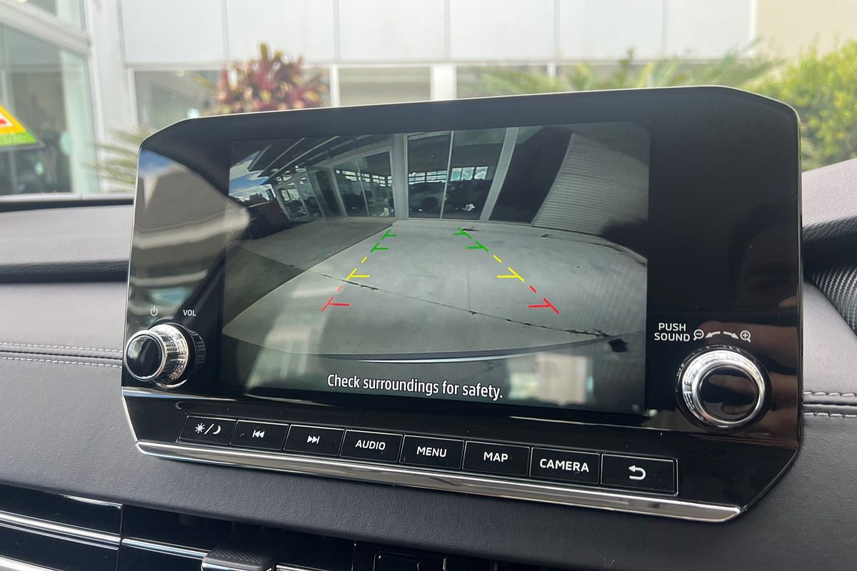 2024 Mitsubishi Outlander PHEV ES ZM