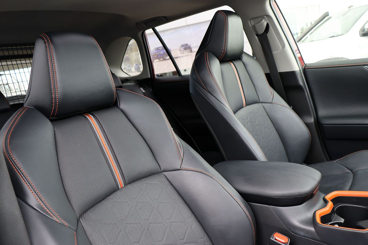 2021 Toyota RAV4 Edge AXAA54R