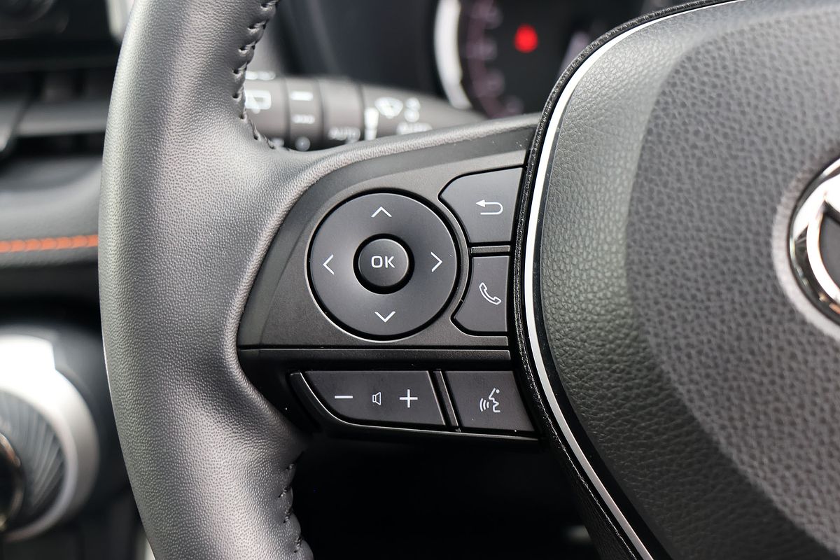 2021 Toyota RAV4 Edge AXAA54R