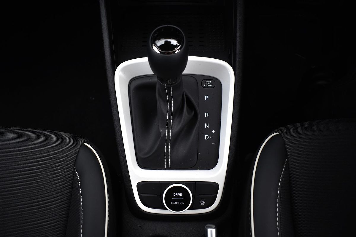 2024 Hyundai Venue Elite QX.V5