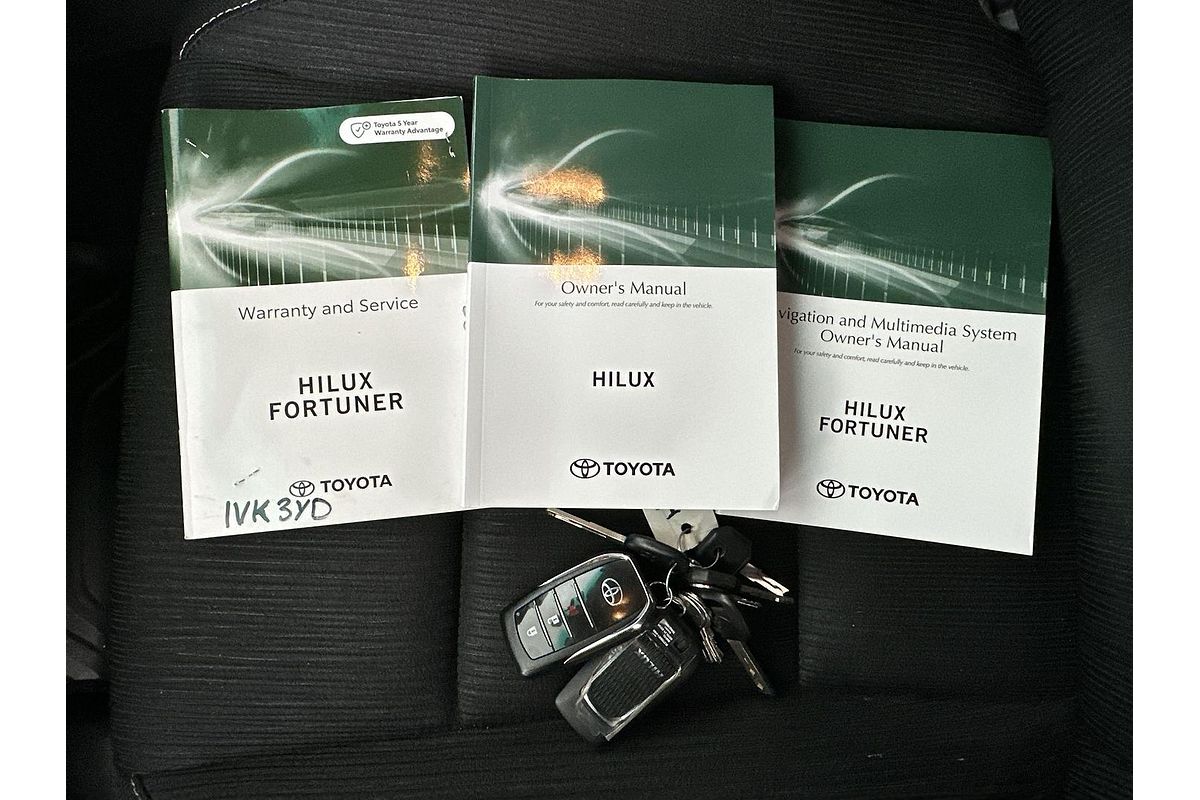 2022 Toyota Hilux SR5 GUN126R 4X4