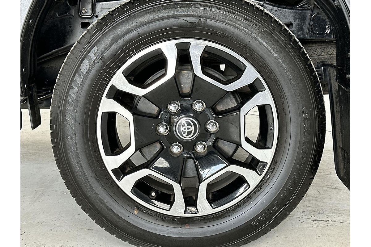 2022 Toyota Hilux SR5 GUN126R 4X4
