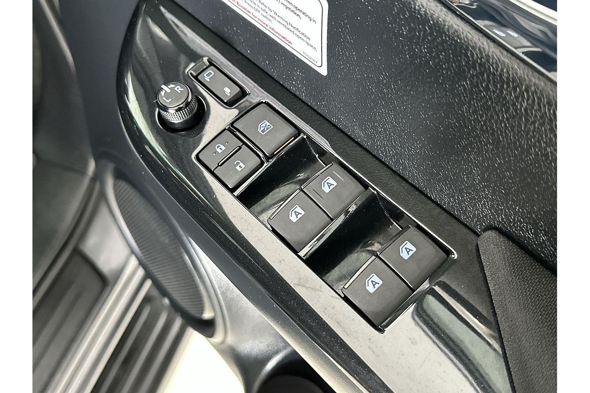 2022 Toyota Hilux SR5 GUN126R 4X4