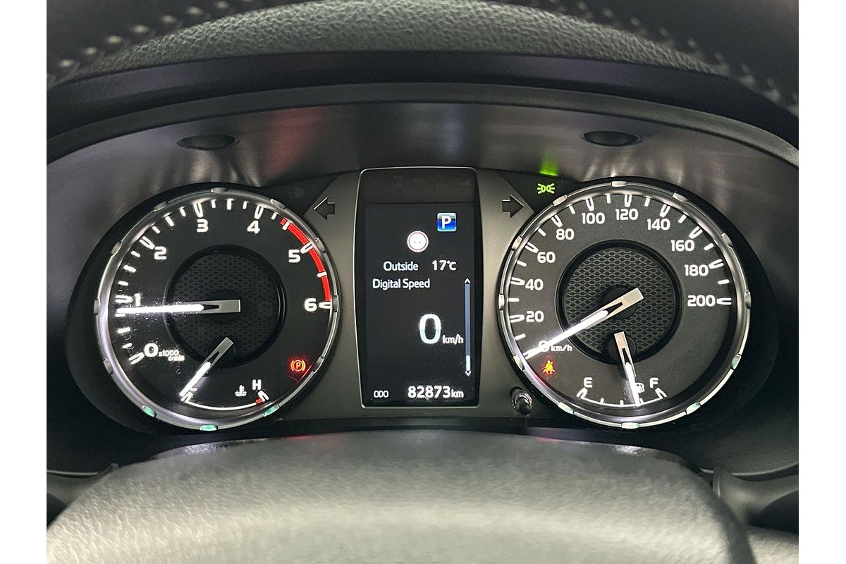 2022 Toyota Hilux SR5 GUN126R 4X4