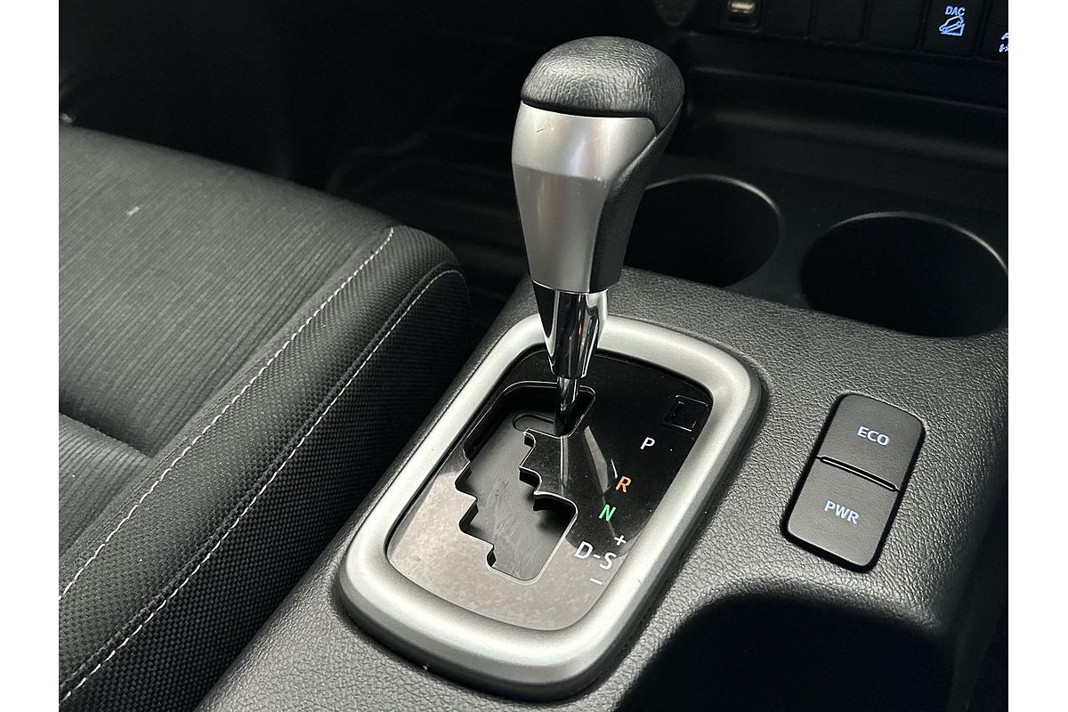 2022 Toyota Hilux SR5 GUN126R 4X4