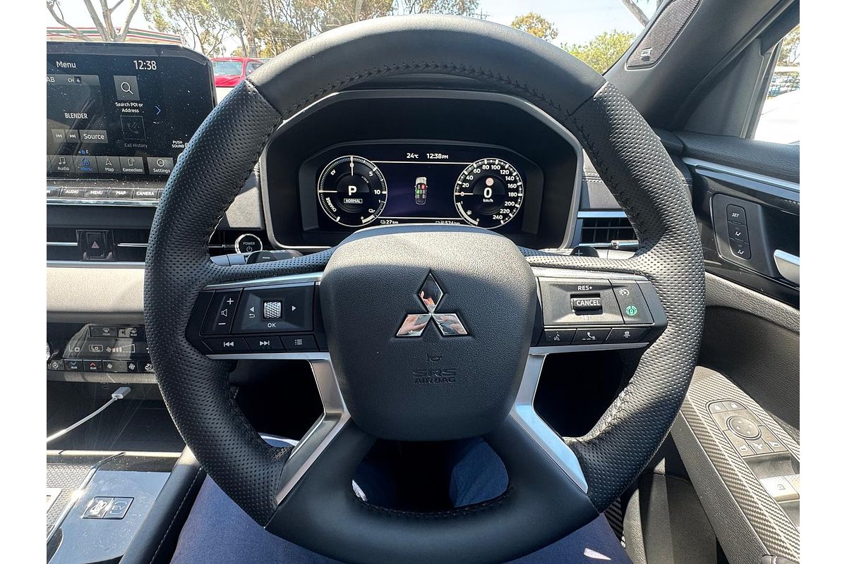 2024 Mitsubishi Outlander PHEV GSR ZM