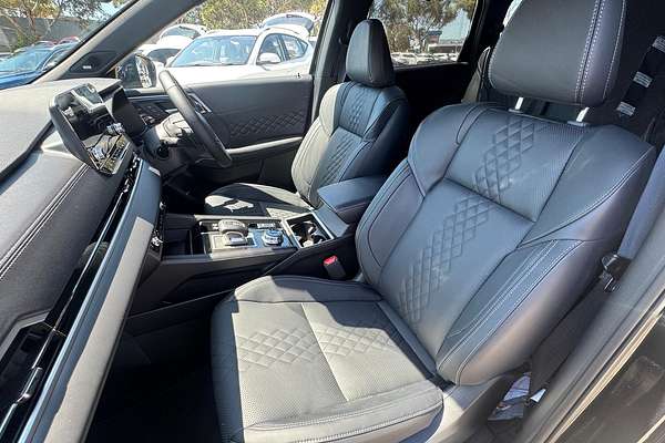 2024 Mitsubishi Outlander PHEV GSR ZM