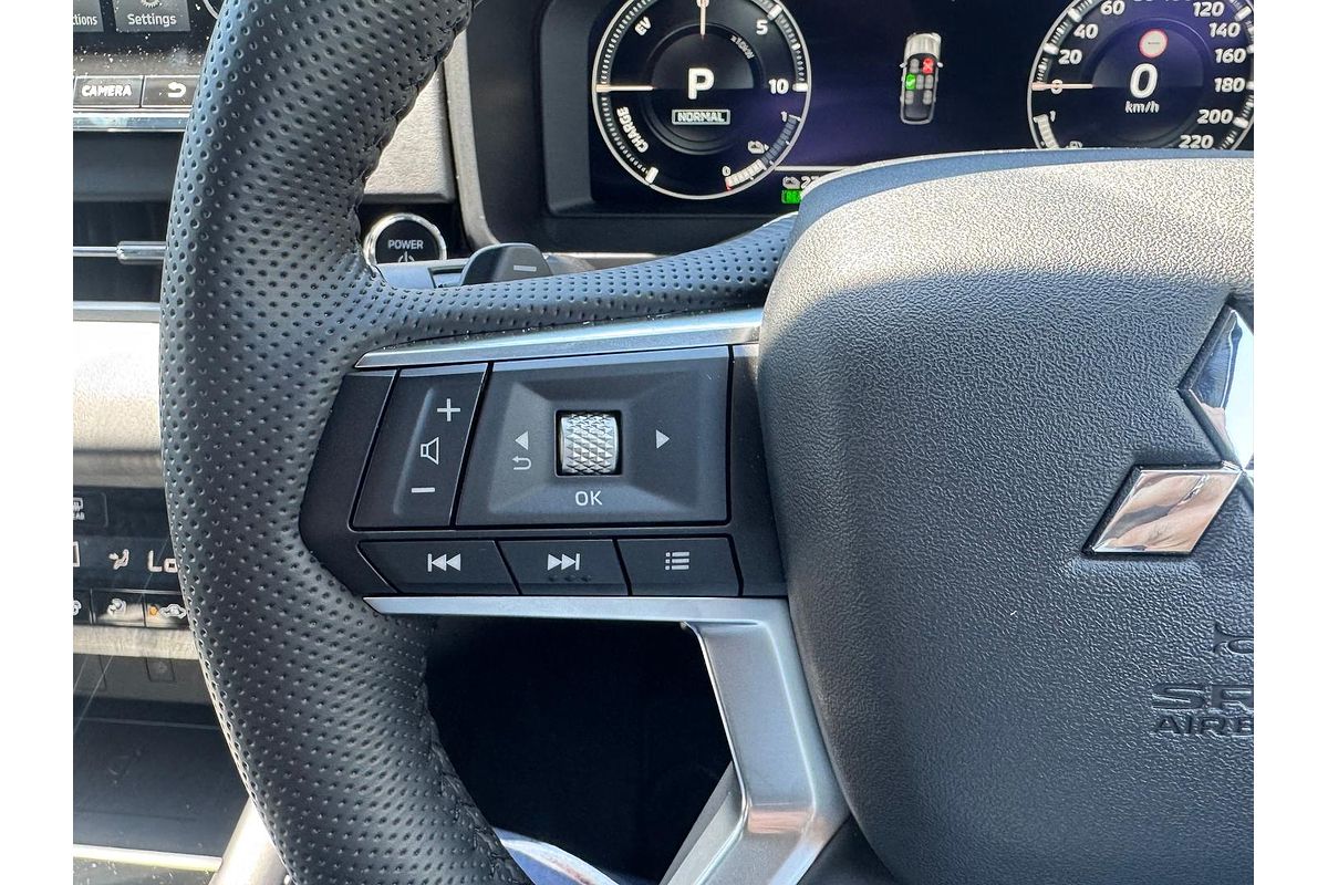 2024 Mitsubishi Outlander PHEV GSR ZM