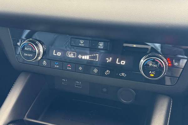 2024 Mitsubishi Outlander PHEV GSR ZM