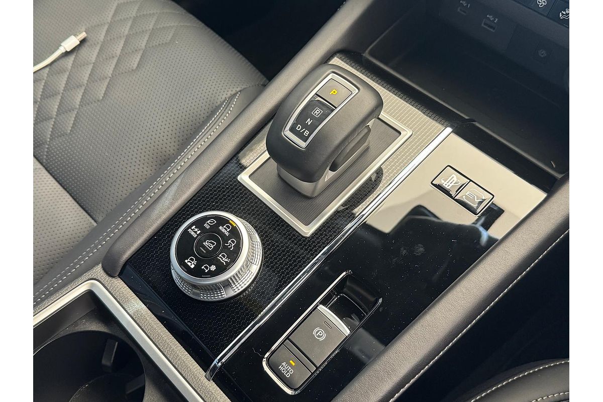 2024 Mitsubishi Outlander PHEV GSR ZM