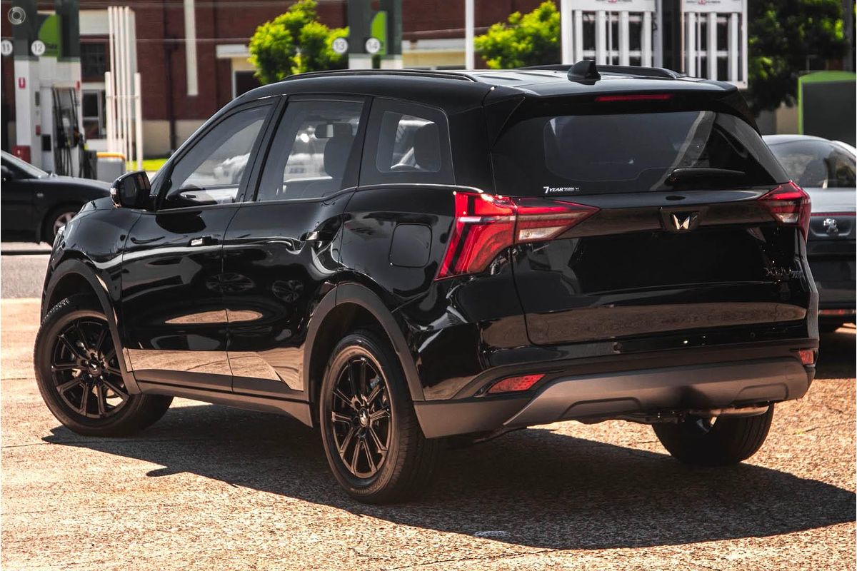 2024 Mahindra XUV700 AX7L Black Edition