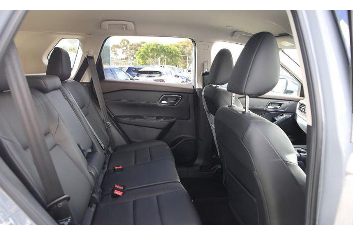2024 Nissan X-TRAIL ST-L e-POWER T33