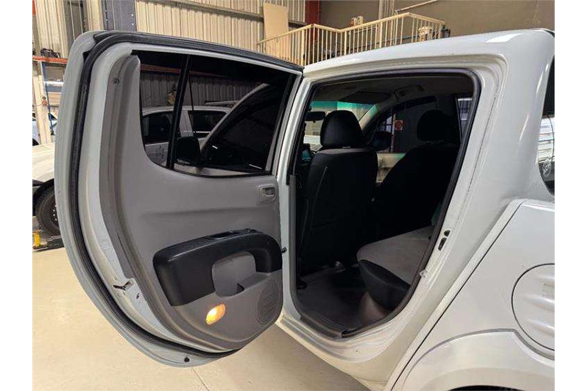2014 Mitsubishi Triton GLX MN 4X4