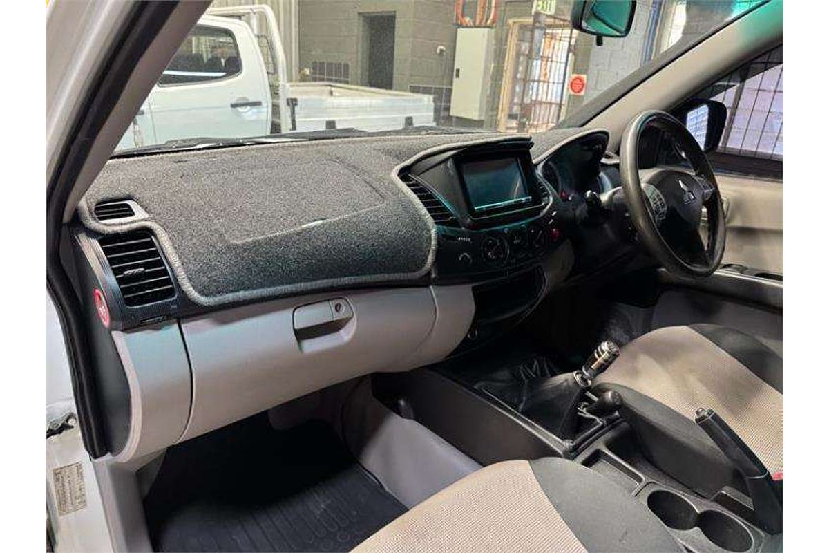2014 Mitsubishi Triton GLX MN 4X4