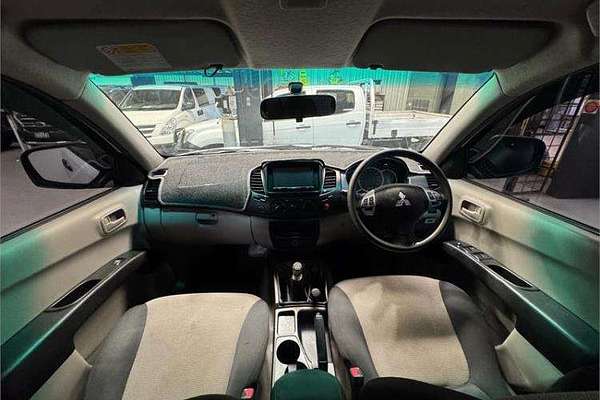 2014 Mitsubishi Triton GLX MN 4X4
