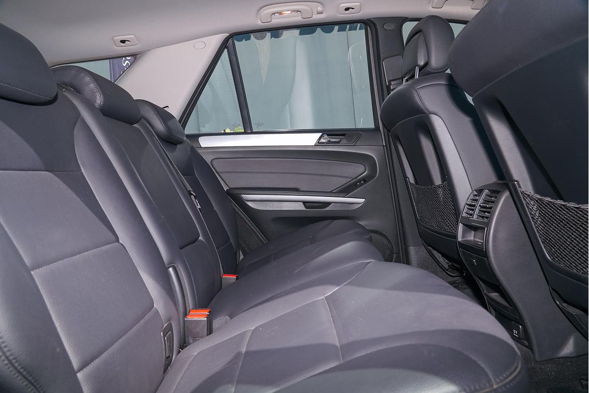 2011 Mercedes-Benz M-Class ML300 CDI BlueEFFICIENCY W164