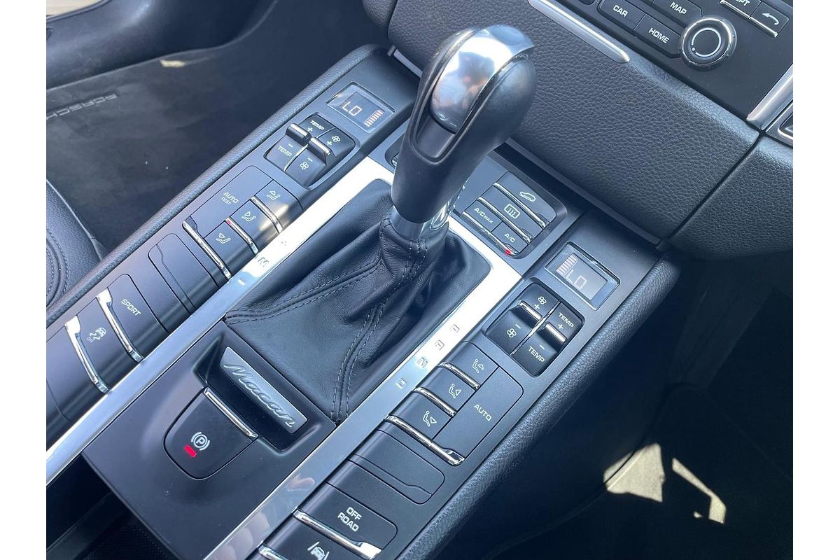2017 Porsche Macan 95B