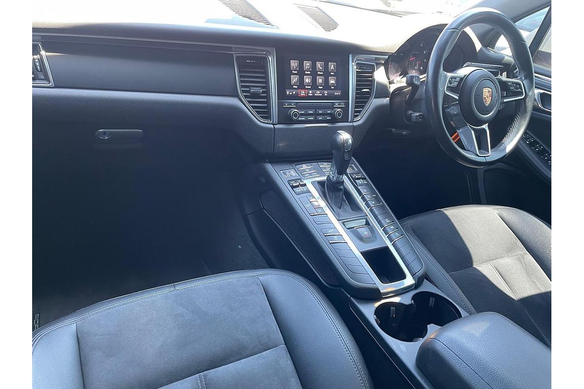 2017 Porsche Macan 95B