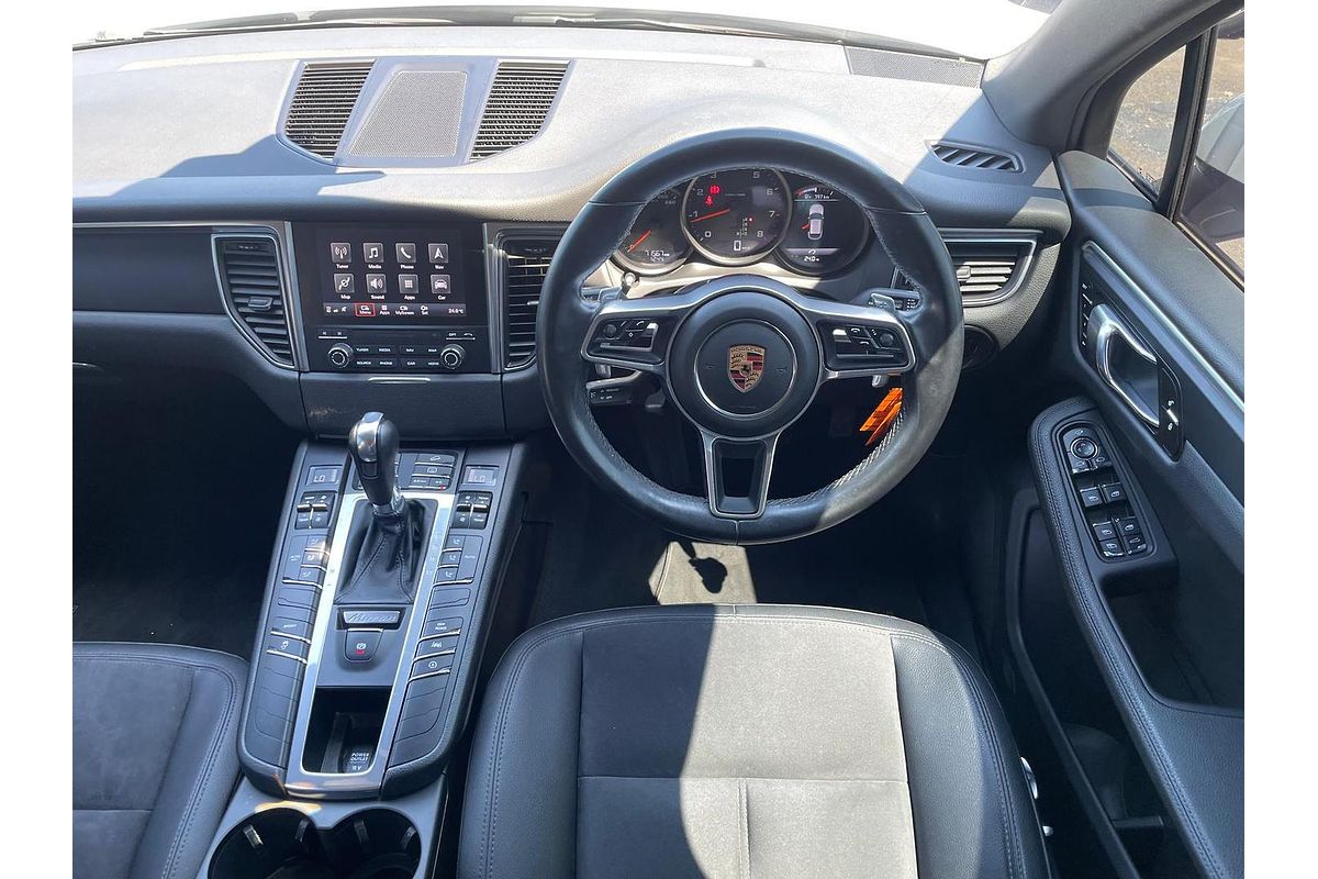 2017 Porsche Macan 95B