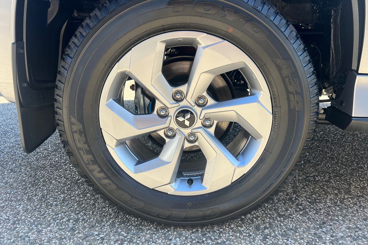 2024 Mitsubishi Pajero Sport GLX QG