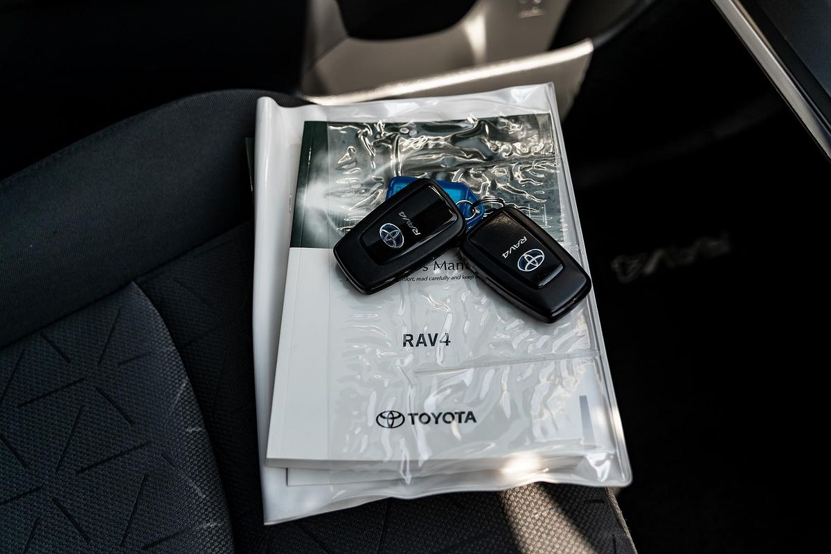 2021 Toyota RAV4 GXL AXAH52R