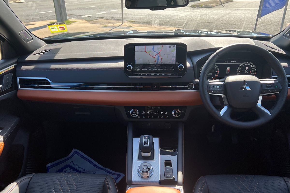 2024 Mitsubishi Outlander Exceed Tourer ZM