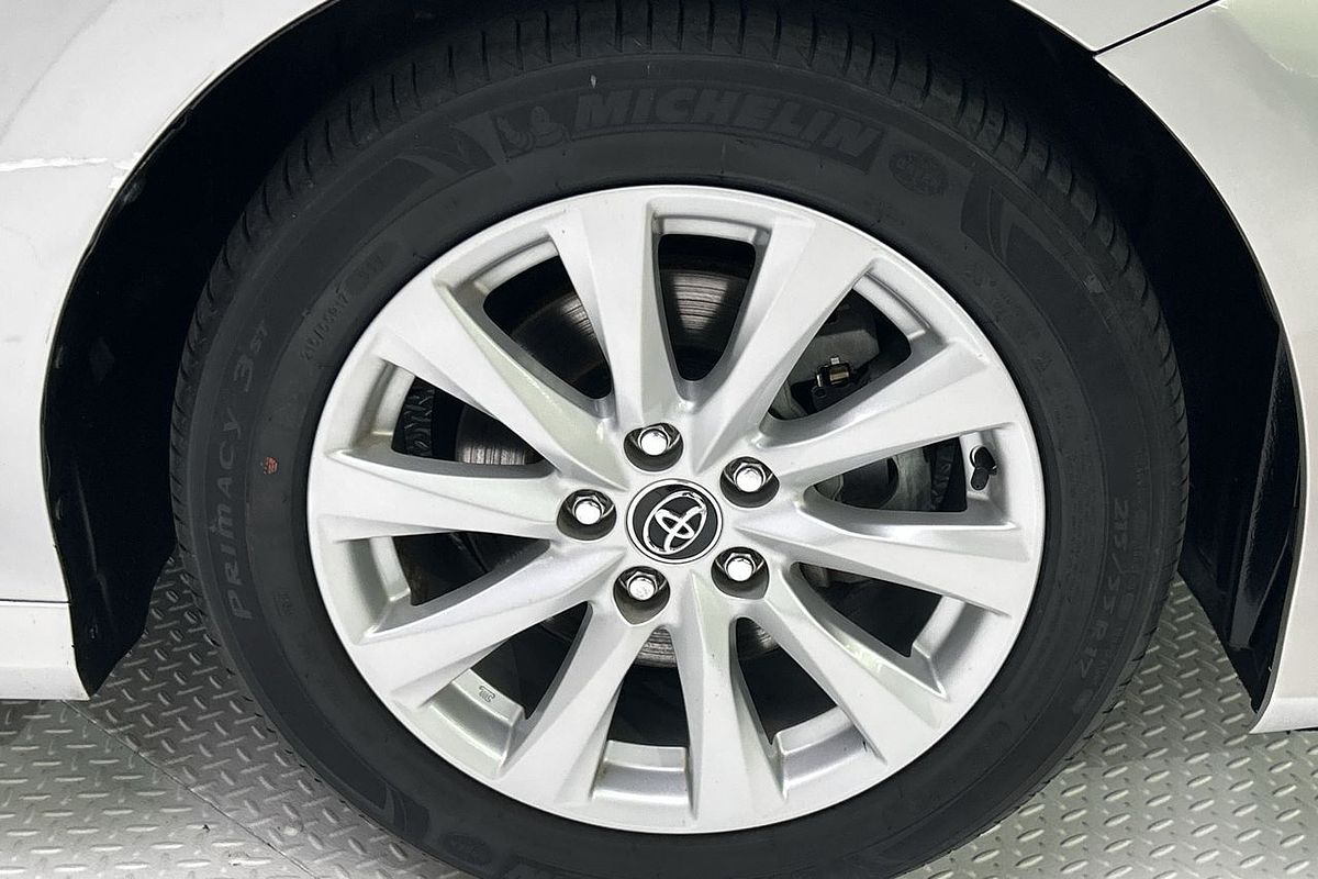 2019 Toyota Camry Ascent AXVH71R