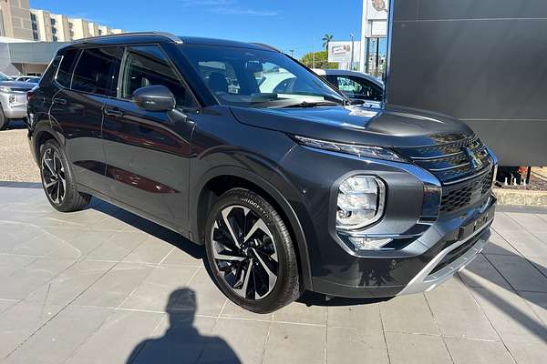 2024 Mitsubishi Outlander Exceed Tourer ZM