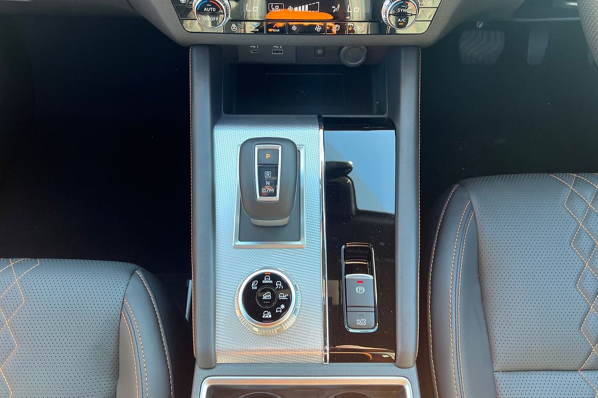 2024 Mitsubishi Outlander Exceed Tourer ZM
