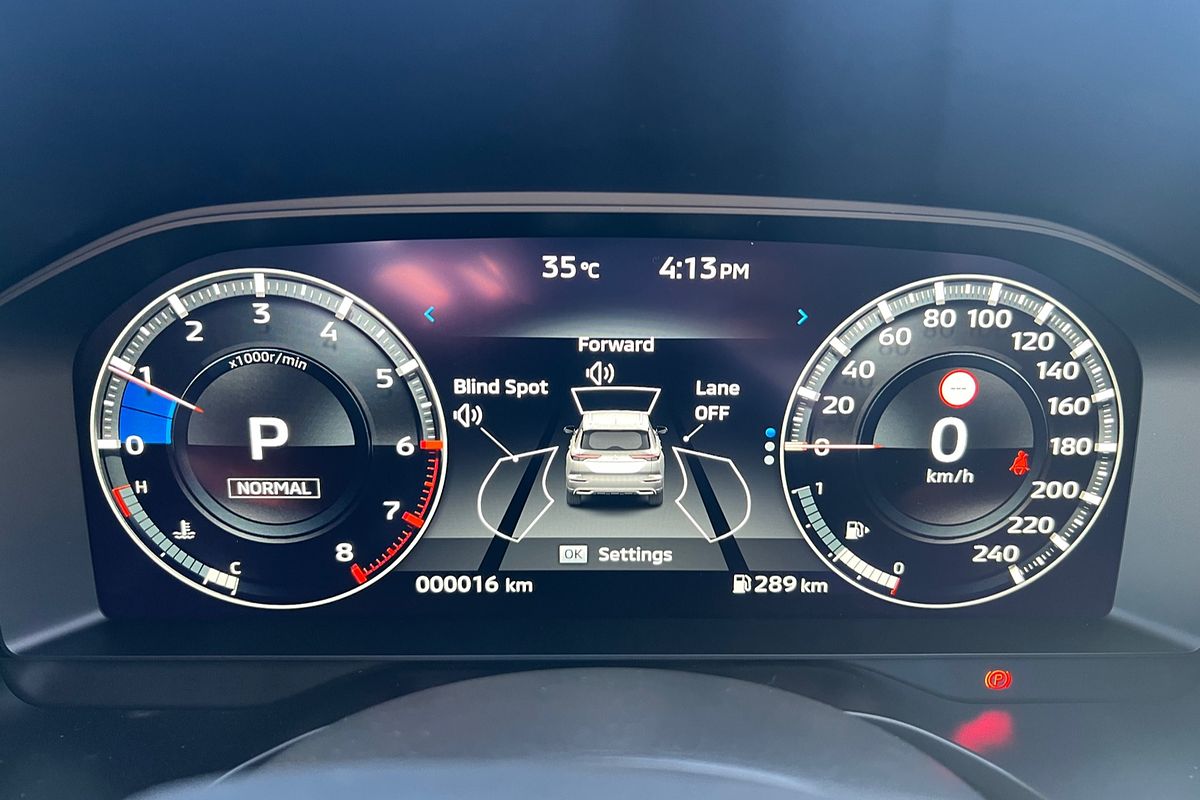 2024 Mitsubishi Outlander Exceed Tourer ZM