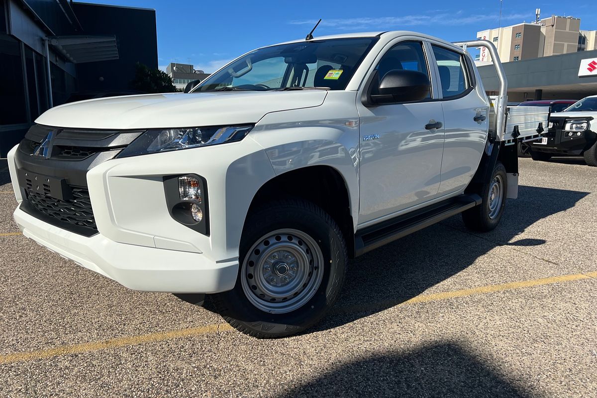 2023 Mitsubishi Triton GLX MR 4X4