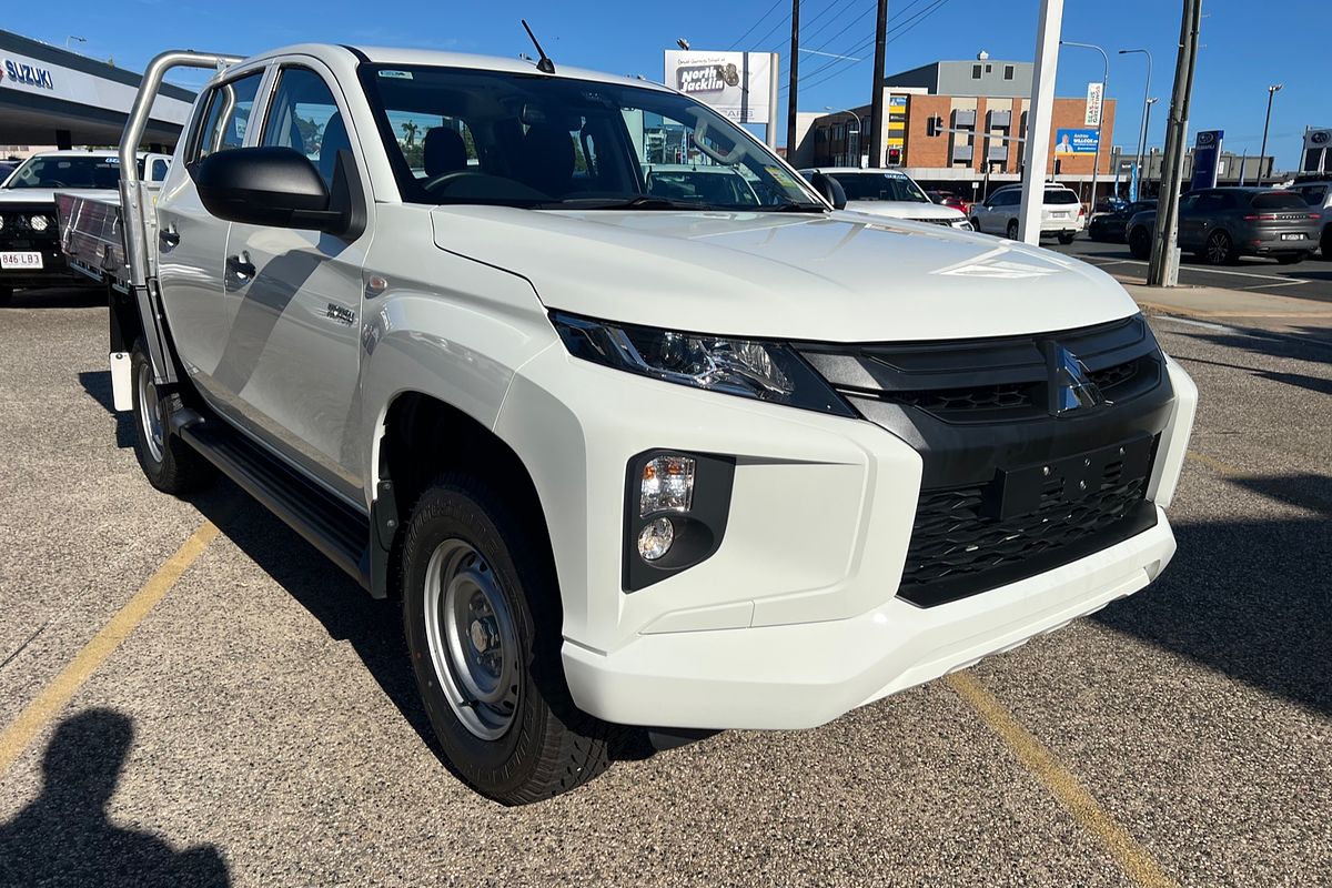 2023 Mitsubishi Triton GLX MR 4X4