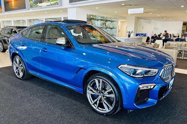 2020 BMW X6 M50i G06