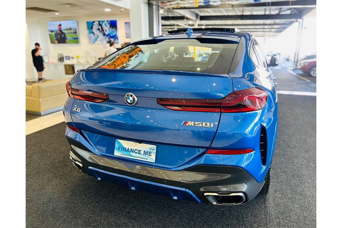 2020 BMW X6 M50i G06