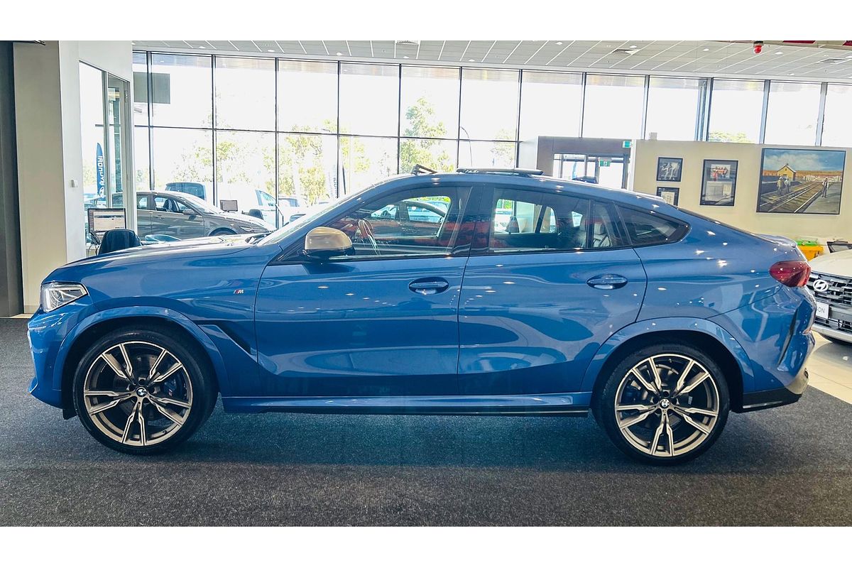 2020 BMW X6 M50i G06
