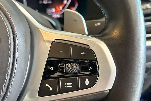 2020 BMW X6 M50i G06