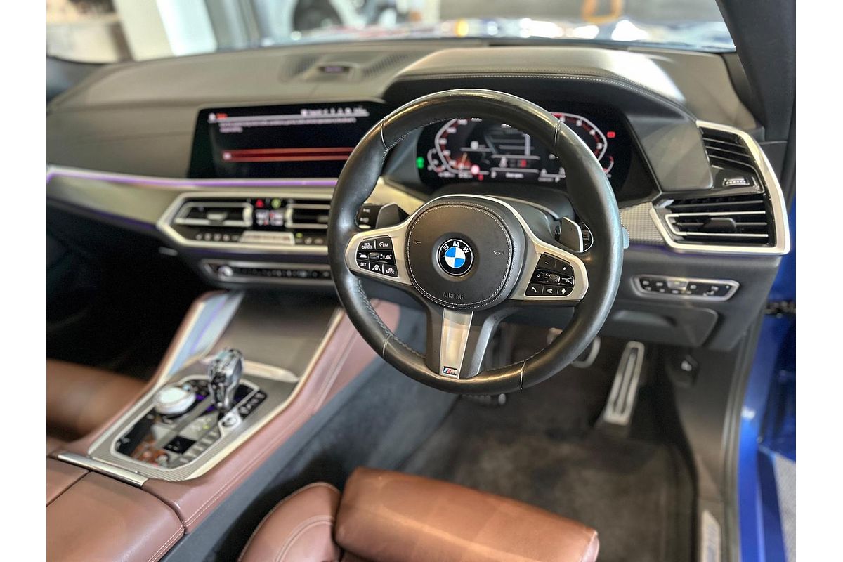 2020 BMW X6 M50i G06